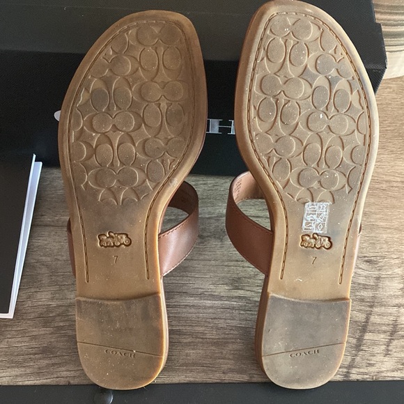 Coach sandals - Picture 3 of 4